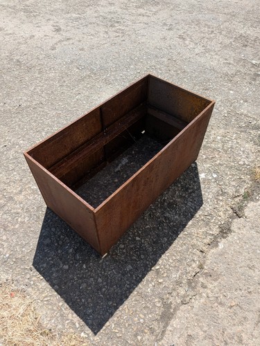 Corten steel hollo planter - corten,