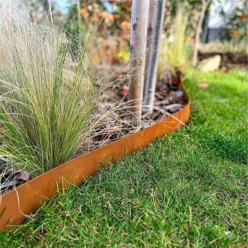 Metal garden edging - garden, corten